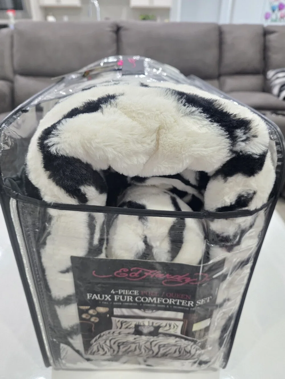 Ed Hardy QUEEN 4 piece Luxe Faux Fur Comforter Set Zebra Print New